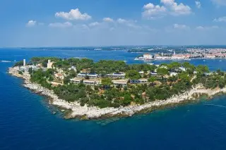 Isabella Island Resort