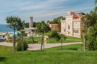 Isabella Island Resort