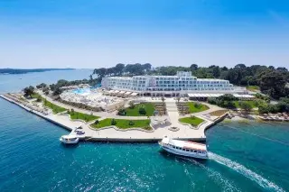 Isabella Island Resort
