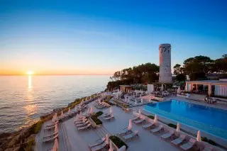 Isabella Island Resort