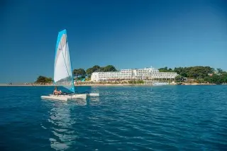 Isabella Island Resort
