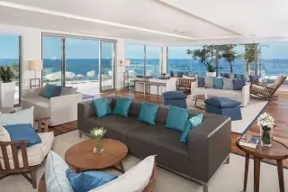 Isabella Island Resort