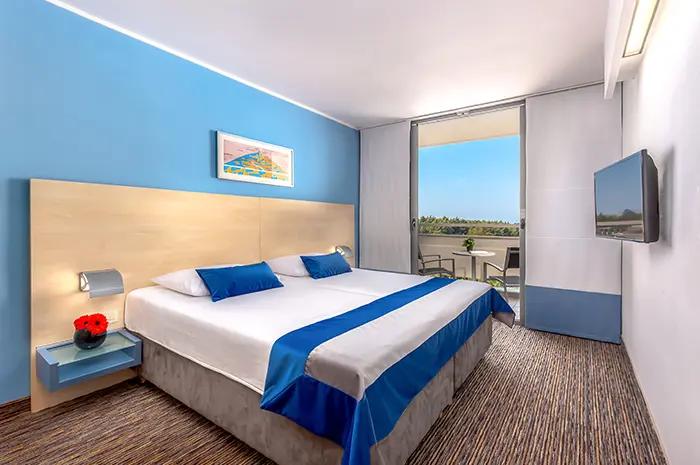 Apartament Junior Suite Rodzinny z balkonem i widokiem na morze