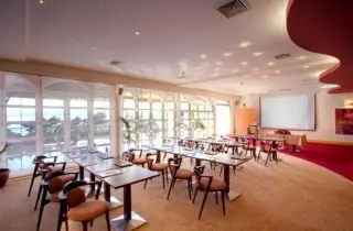 Valamar Koralj Hotel 