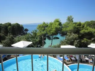 Valamar Koralj Hotel 
