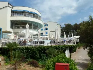 Valamar Koralj Hotel 