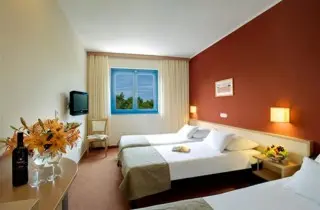 Valamar Koralj Hotel 
