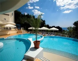 Valamar Koralj Hotel 