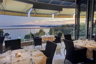 Valamar Koralj Hotel 