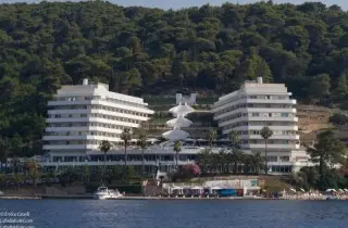 Lafodia Sea Resort