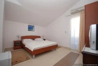 Pansion Anita