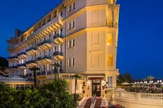 Hotel Palace  Bellevue
