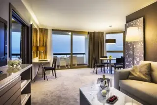 Hotel Excelsior