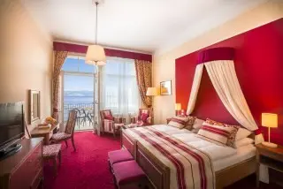 Hotel Bristol