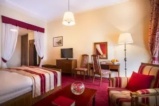 Hotel Bristol