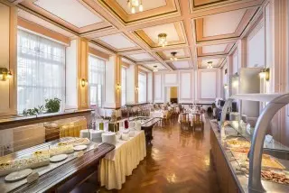 Hotel Bristol