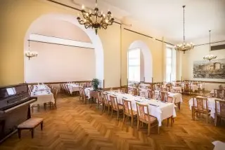 Hotel Bristol
