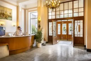 Hotel Bristol