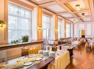 Hotel Bristol