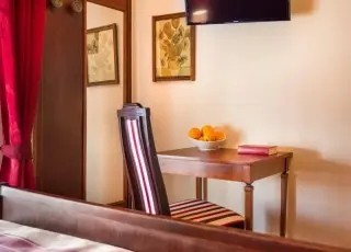 Hotel Bristol