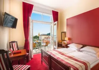 Hotel Bristol