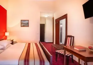 Hotel Bristol