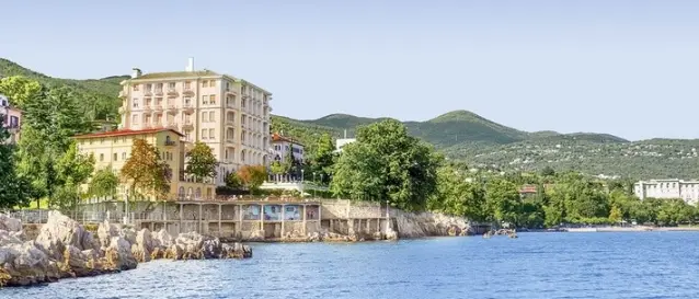 Hotel Bristol