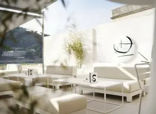 Hotel Kompas
