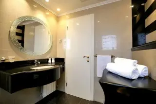 Hotel Niko 
