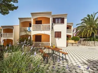 Apartmani Lavica