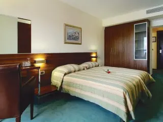 Hotel Maxim