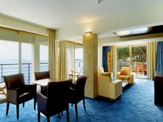 Hotel Maxim