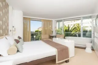 Hotel Amfora Grand Beach Resort