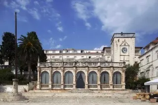 Hotel Palace