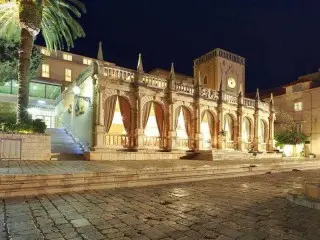 Hotel Palace