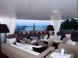 Hotel Palace