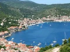 Hotel Issa
