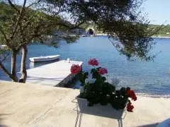Hotel Issa
