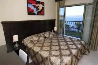 Blue Waves Resort
