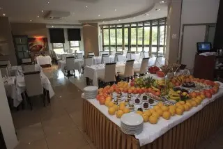 Blue Waves Resort