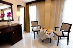 Blue Waves Resort