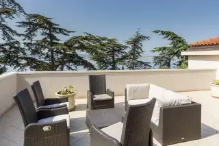 Hotel Abalone