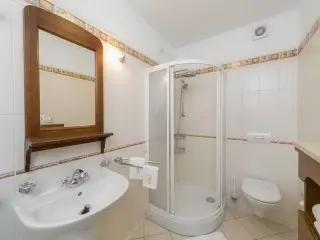 Hotel Abalone