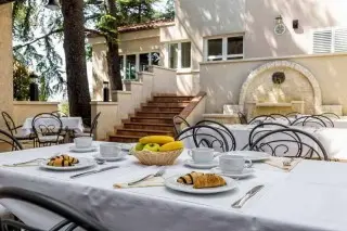 Hotel Abalone