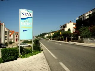 Hotel Neva