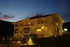 Hotel Zlatni Lav