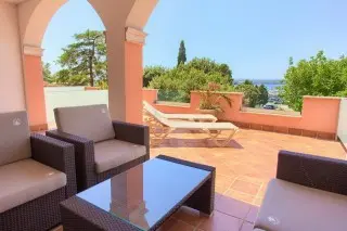 Hotel Kanajt 