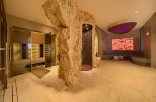 Hotel Kanajt 