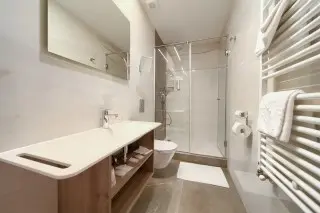 Hotel Kanajt 