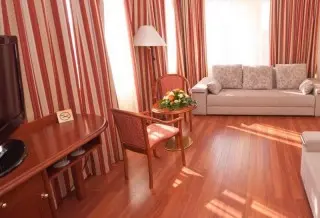 Hotel Kanajt 
